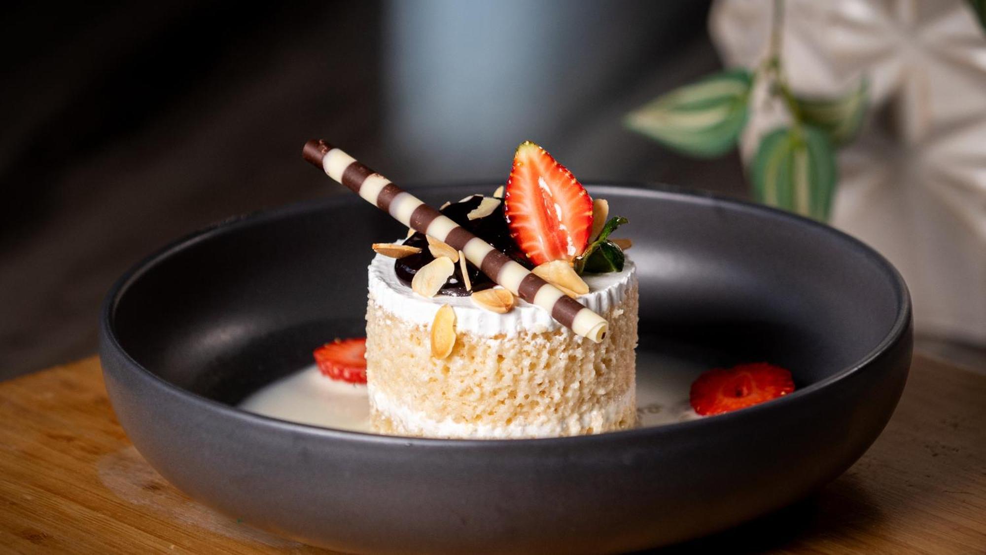 فندق وأجنحة هوليداي إن سانتو دومينجو المظهر الخارجي الصورة A dessert